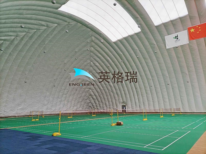 在建筑中廣泛使用的膜材料有什么特性？