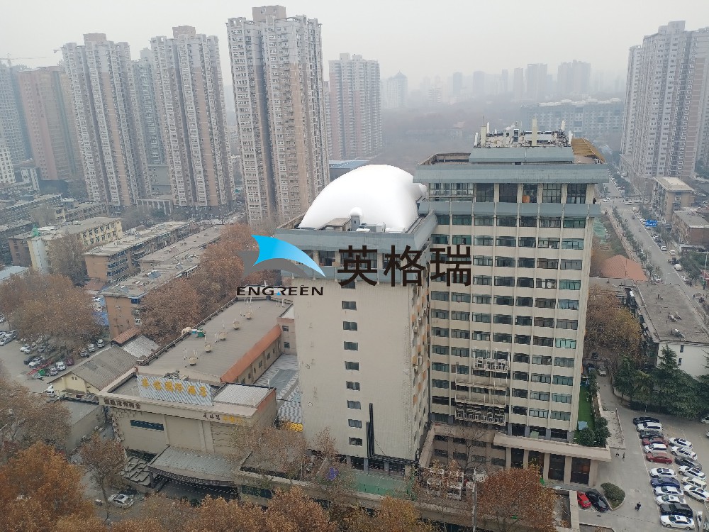 樓頂氣膜羽毛球館靈活利用城市空間，快速搭建減少工程干擾